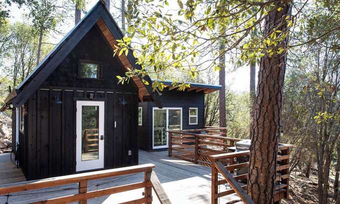 Auburn Cabin | Stoney Falls Hideaway - A retreat away from it all