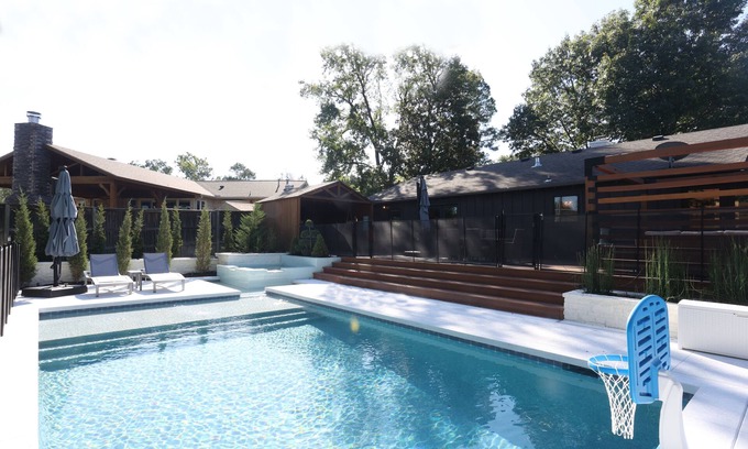 Tulsa House | Storied Cottage w/pool & hot tub