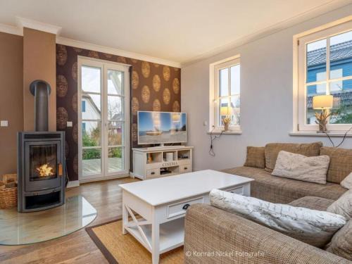 Glowe House | Strandgut Reethus Comfortable holiday residence