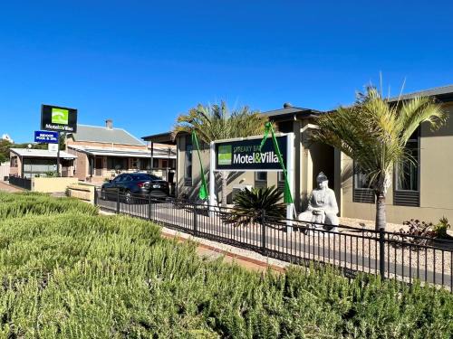 Ripon Hotel | Streaky Bay Motel and Villas