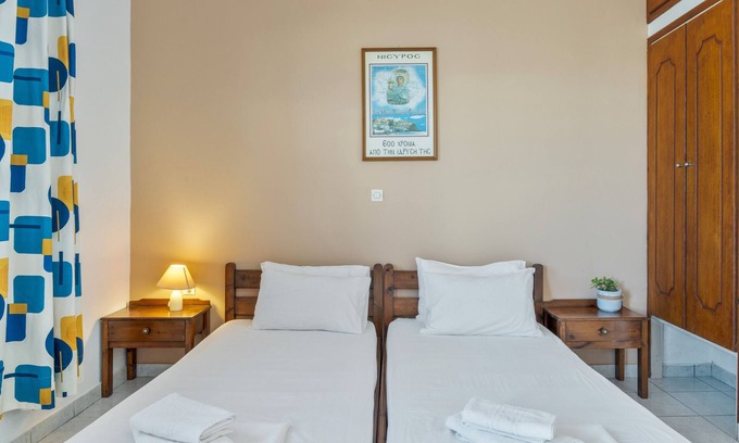 Paloi Apartment | Studio Apartment 'Frantzis 6' with Sea View, Wi-Fi and Air Conditioning