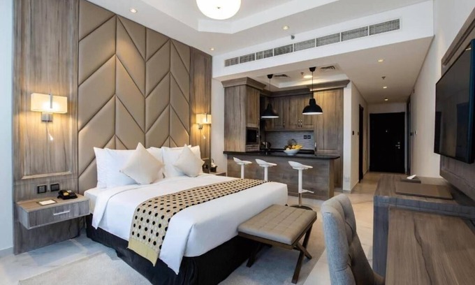 Dubai Hotel | Studio Apartment in Al Qusais With Free Breakfast