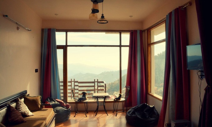 Sanjauli Apartment | Studio apartment with stunning views