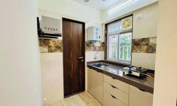 Kandivali East Apartment | Studio at Malad by THE BNB STAY