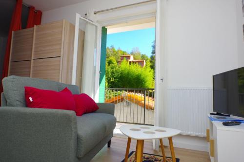 Prats-de-Mollo-la-Preste Apartment | Studio Bacivers coté jardin