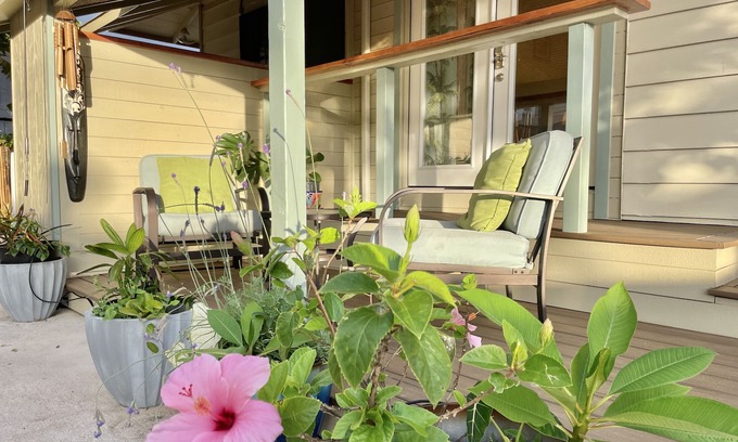 Ewa House | Studio. Beach Front property. Free parking