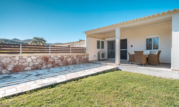 Fanai Apartment | Studio 'Fanes 3' with Mountain View, Wi-Fi and Air Conditioning