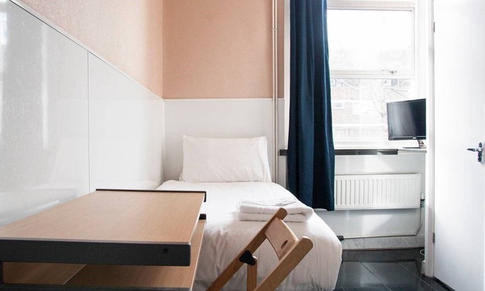 Islington Apartment | Studio Flat 2 near Kings Cross and Camden Market