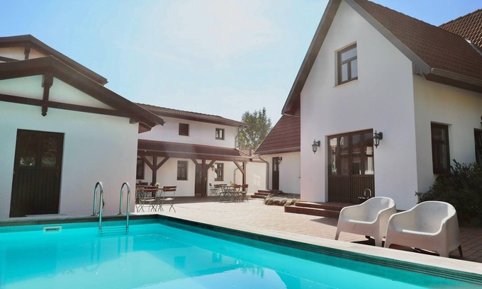 Dargun Apartment | Studio in Dargun mit Pool am Kummerower See