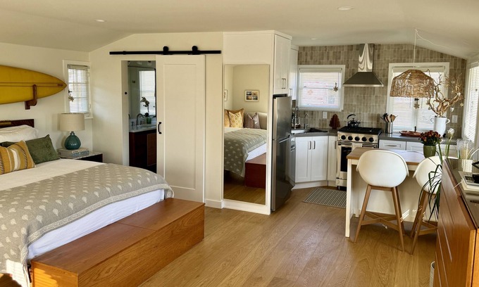 Laguna Beach Apartment | Studio in the Heart of Laguna Beach