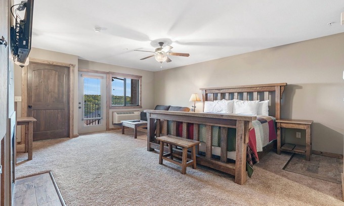 Indian Point Condo | Studio Lake Condo, Resort Perks, Golf and Ticket Discounts