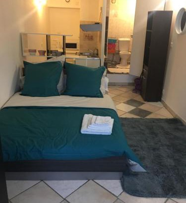 Nandy Apartment | Studio Meuble