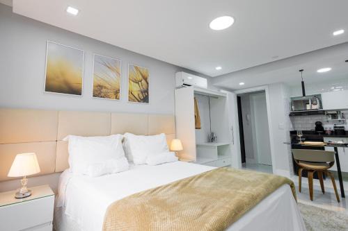 Praia do Jardim Apartment | Studio Praia do jardim 1 205A