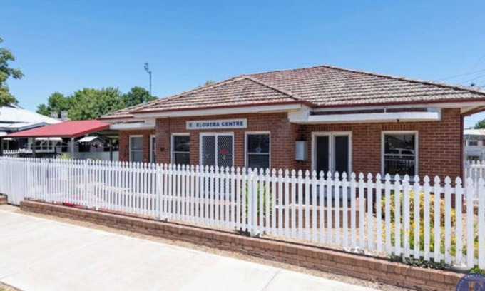Cootamundra Apartment | Studio Room with Own Bathroom in the Heart of Cootamundra