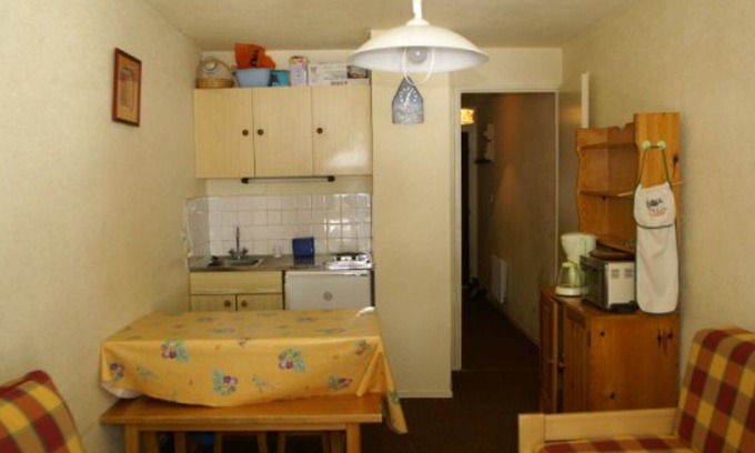 Le Pleynet Apartment | Studio with cabin near slopes, balcony, ski locker, free parking