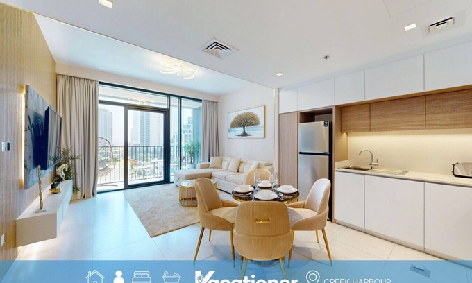 Dubai Apartment | Stunning 1 Bedroom l City View l Pool & Gym Access