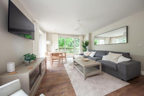 Lucan Apartment | Stunning and modern 2 bedroom apartment in Lucan