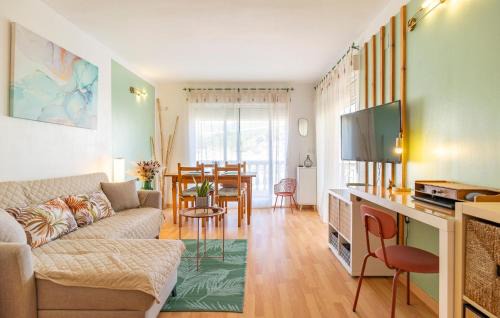 Albunol Apartment | Stunning Apartment In Albuñol With Wifi