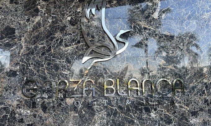 Puerto Juarez Resort | Stunning beach front luxury all inclusive family friendly resort.