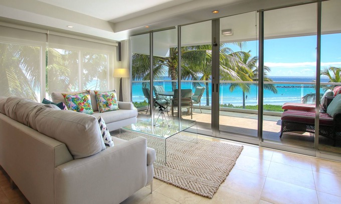 Maxwell Apartment | Stunning Beachfront 2-Bed Condo with Pool - Ocean One 204