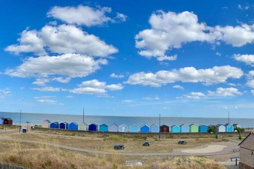 Felixstowe House | Stunning Beachfront House