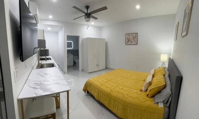 Hialeah Apartment | Stunning Deluxe Studio