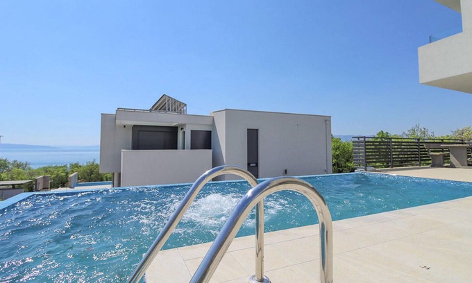 Zurkovo House | Stunning home in Kostrena with sauna