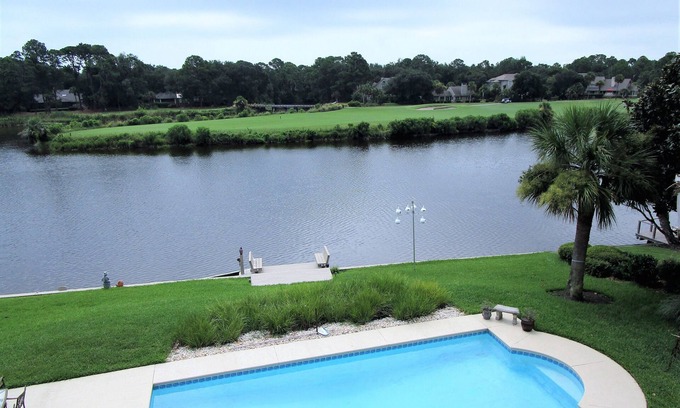 Palmetto Dunes House | STUNNING LAGOON & GOLF VIEWS! Close to Beach! Spacious suites all with views!