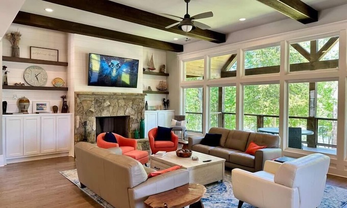 Lavonia House | Stunning Lake House w/Hot Tub & Dock