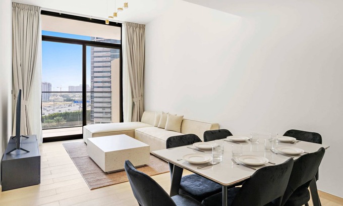 Jumeirah Village Circle Apartment | Stunning modern 3BR apartment in JVC