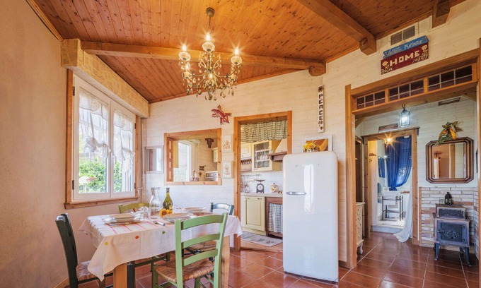 Pedona Villa | Stunning private villa for 5 guests with A/C, WIFI, TV and terrace