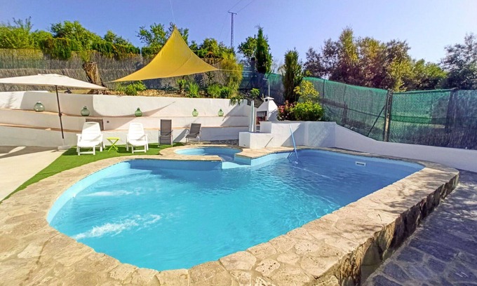 Cabra Villa | Stunning private villa with WIFI, A/C, private pool, hot tub, TV, terrace and pets allowed