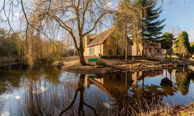 Little Stukeley House | Stunning villa for 4 people with WIFI