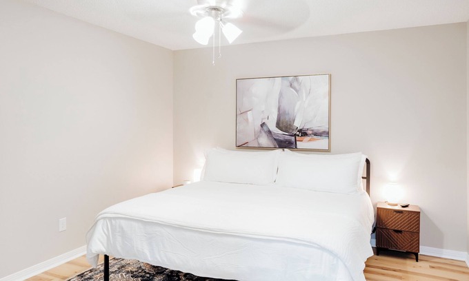 Mobile Apartment | Stylish 2BR Escape | Relax in Modern Comfort