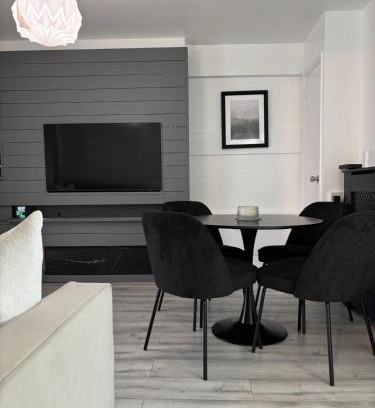 Canning Town North Apartment | Stylish and Cosy 1 bed Apartment East London