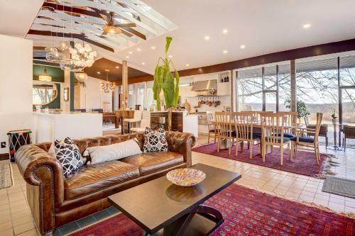 West Friendship House | Stylish and Serene West Friendship Hidden Gem!