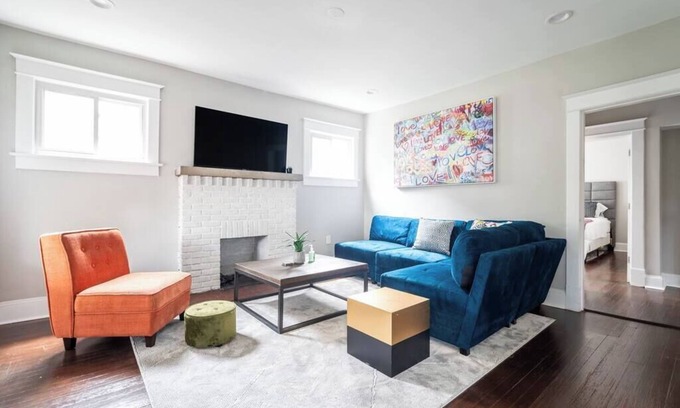 Brookland House | Stylish And Spacious Cozy Retreat Central Location