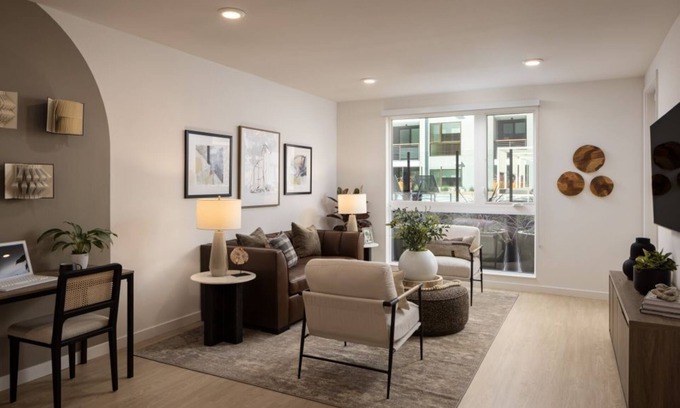 Mountain View Condo | Stylish Avelle 2BR Condo – Pool and Hot Tub