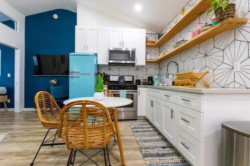 San Clemente Apartment | Stylish Casita min from the beach !