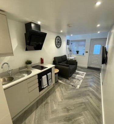 Swindon Apartment | Stylish & Cosy 1 Bed Apartment