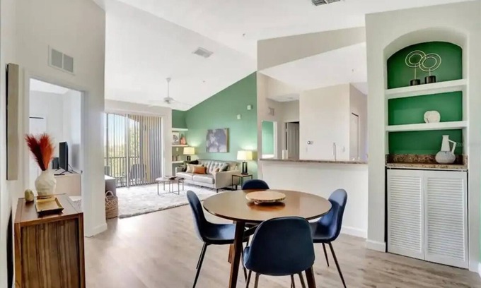 Sarasota Condo | Stylish, modern home in Serenata