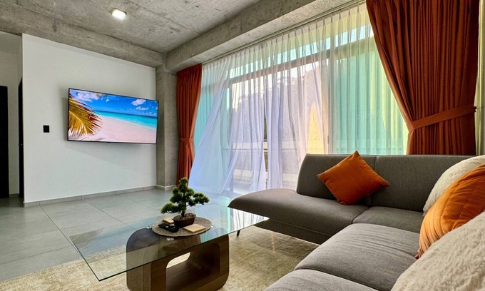 Nuevo Cuscatlan Apartment | Stylish Modern 2bd 2bth in Luxury Park Tower Condo - Nuevo Cuscatlan