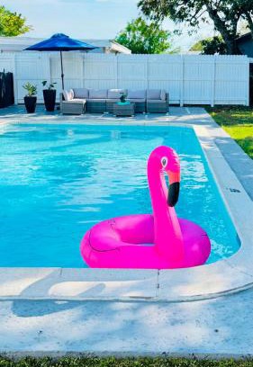 Highland Garden House | Stylish Pool Home