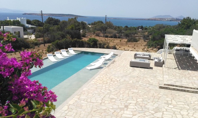 Santa Maria Villa | Stylish seaside private villa with pool, 1min from Mikri Santa sandy beach!