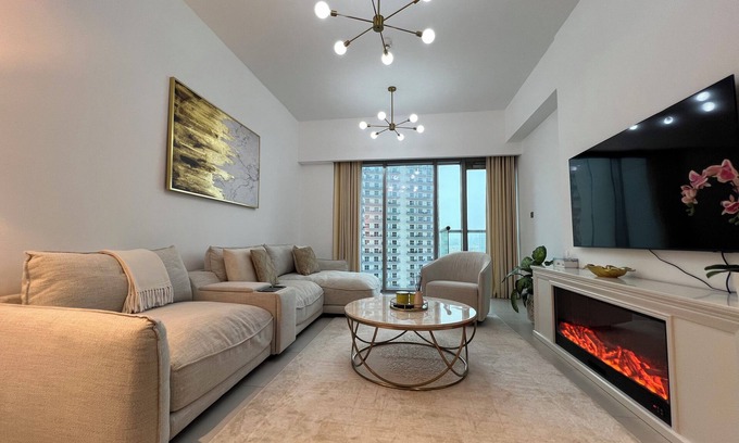 Al Barsha Apartment | Stylish, Spacious 2 BDR Apartment