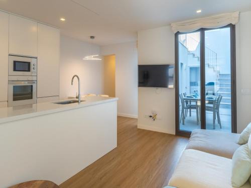 S'Illot-Cala Morlanda House | Stylish terraced house near the sea