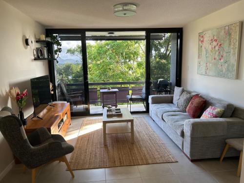 West End Apartment | Stylish unit convenient location