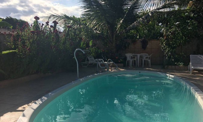 Bairro da Enseada Bed & Breakfast | Suíte 3 com piscina e wi-fi em Caraguatatuba