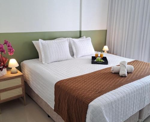 Jacarepagua House | Suíte com varanda e piscina na Barra da Tijuca - RJ