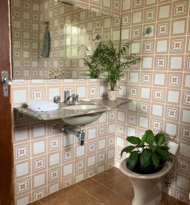 Barreiro House | Suíte em casa ampla e confortável